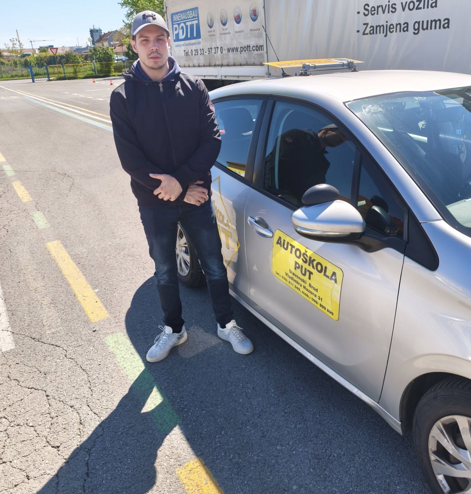 Domagoj Ćurić – uspješno položen vozački ispit, Autoškola PUT