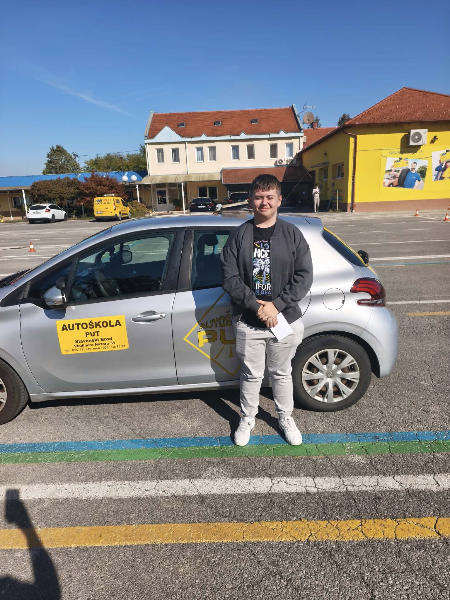 Petar Blaževac – uspješno položen vozački ispit, Autoškola PUT